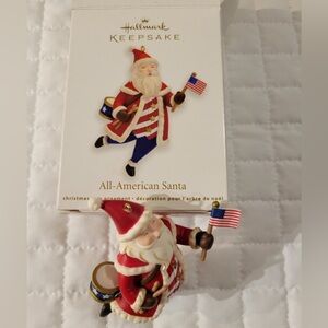 🎄🎁Hallmark Keepsake All-American Santa Ornament Christmas Holiday Festive Decor